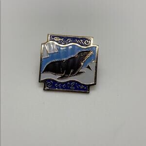 Vintage seal pin